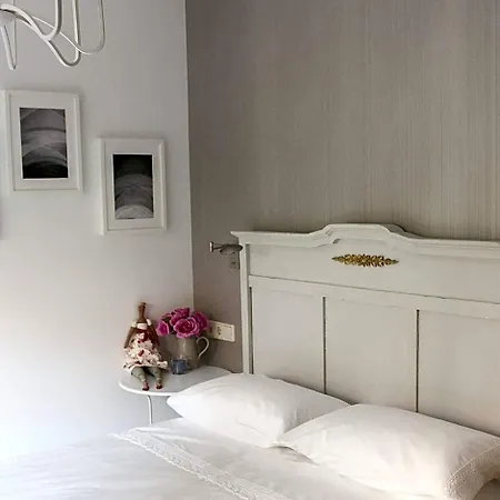 El Jardi De L'avet Bed & Breakfast 3*