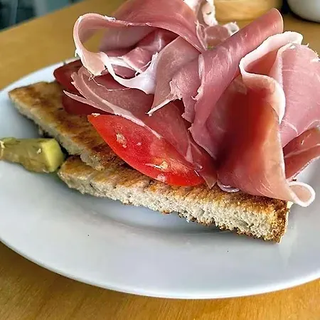 Frühstückspension El Jardi De L'avet